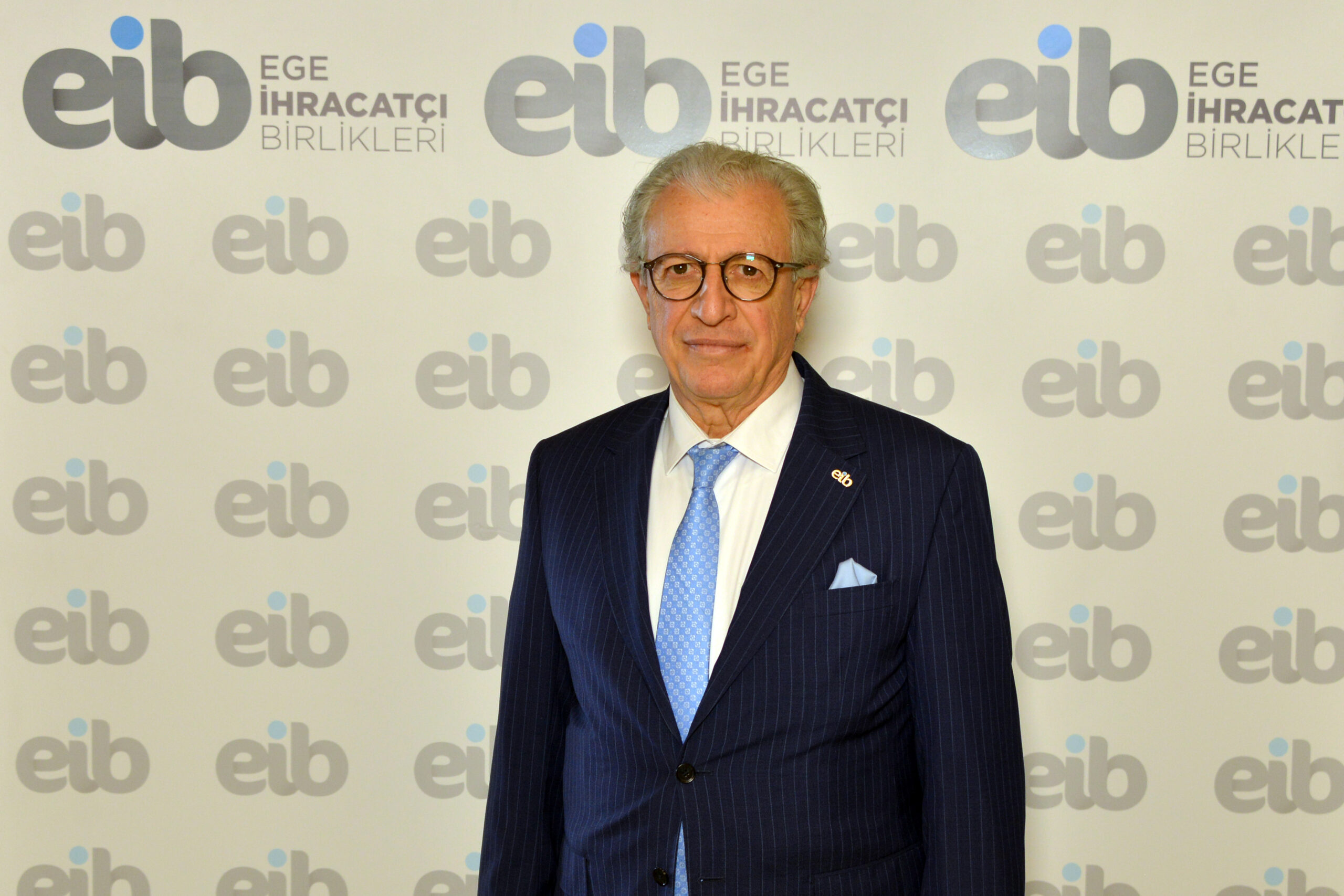 Ege İhracatçı Birlikleri (EİB), ekim ayında 1 milyar 619 milyon