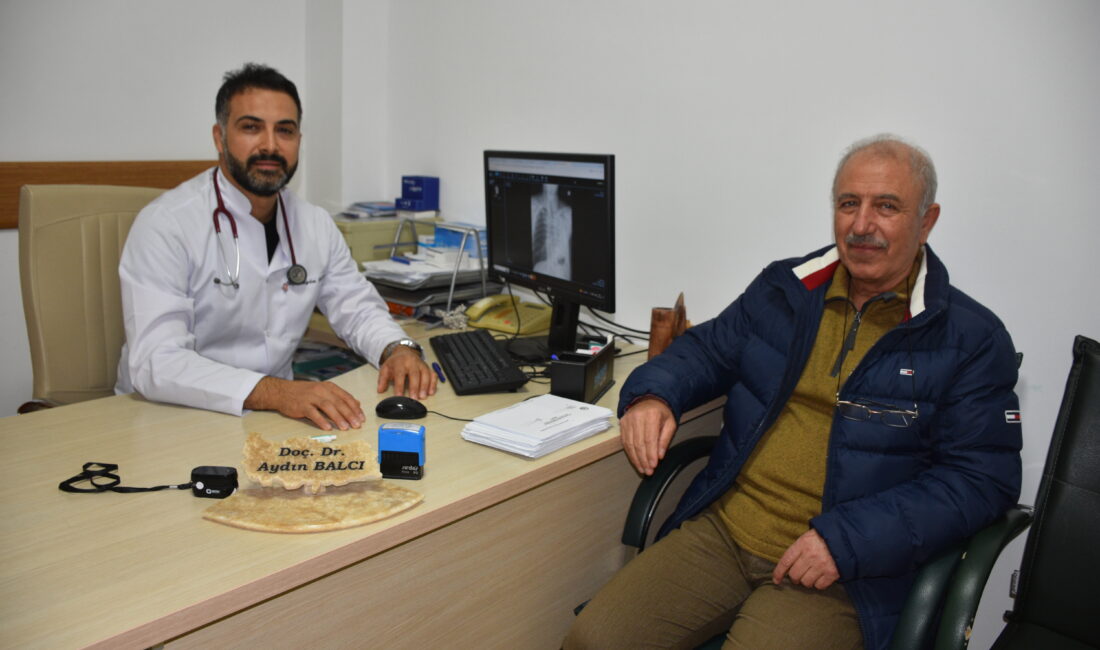 Afyonkarahisar'da sigara kullanımına bağlı yakalandığı akciğer kanserini yenen 64 yaşındaki