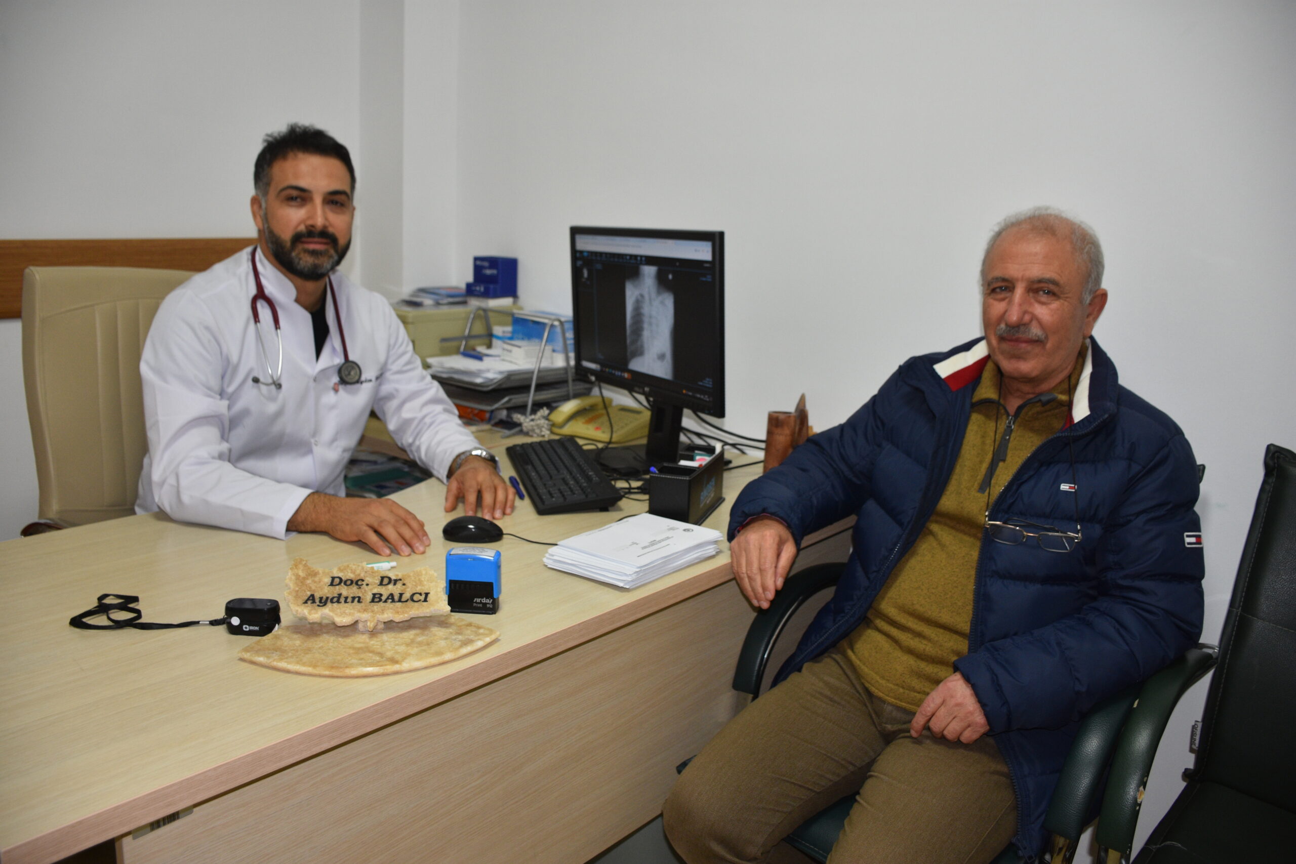 Afyonkarahisar'da sigara kullanımına bağlı yakalandığı akciğer kanserini yenen 64 yaşındaki