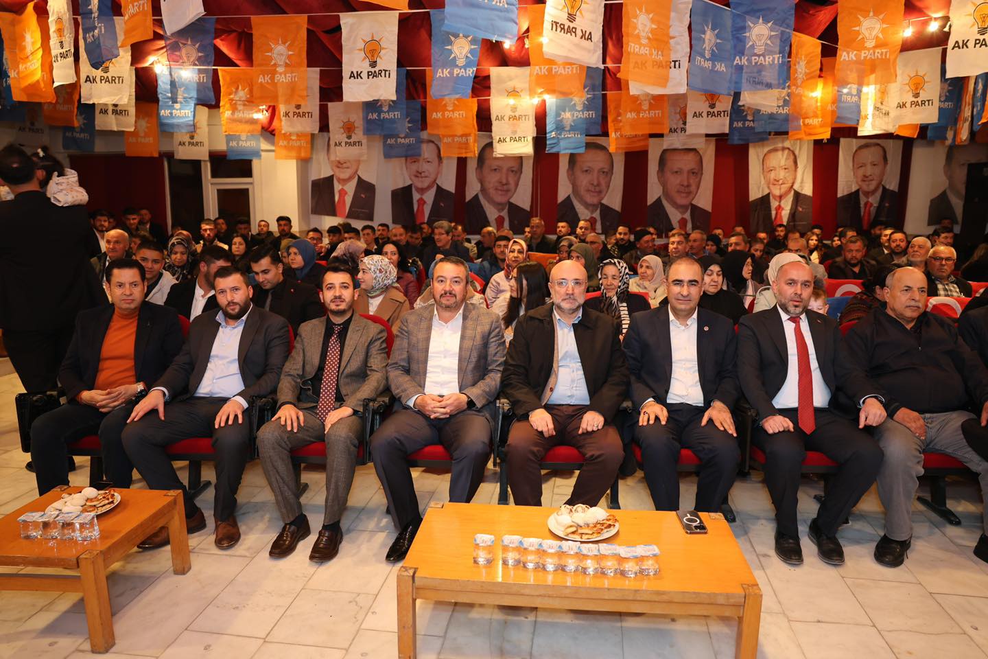 AK Parti Sandıklı İlçe Gençlik Kolları 7. Olağan Kongresi gerçekleştirildi.
