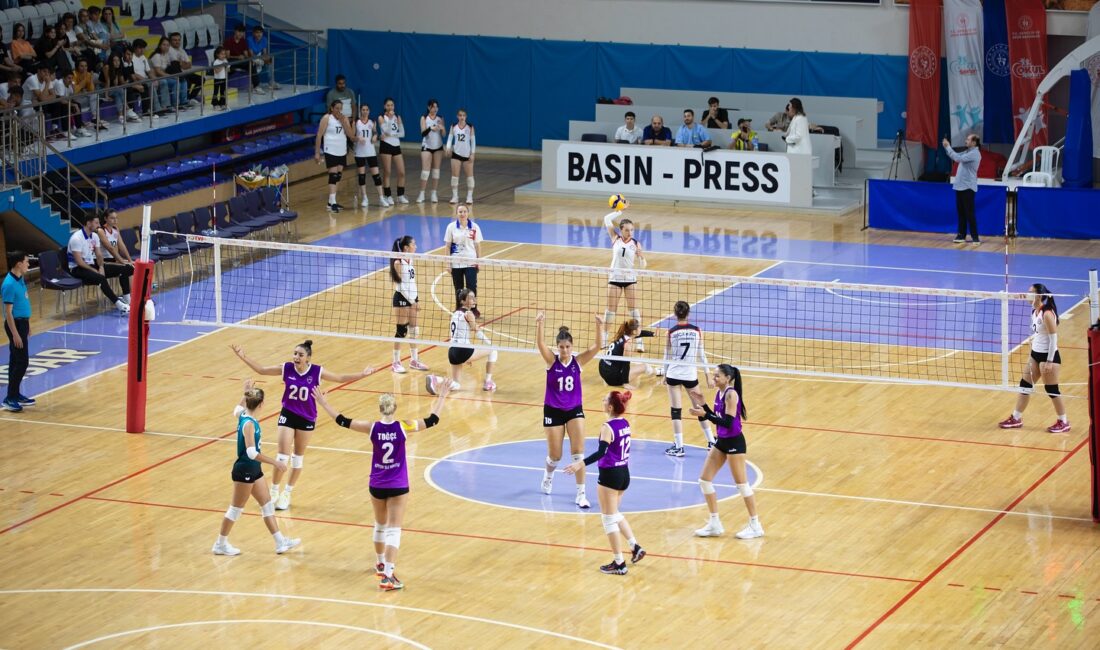 Bu sezon Kadınlar Voleybol 2. Ligi’nde ilimizi temsil eden Afyon