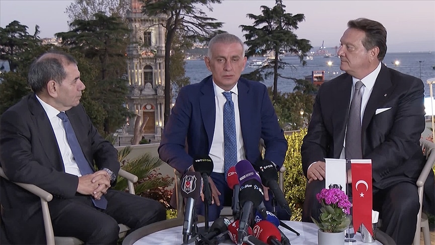 Türkiye Futbol Federasyonu (TFF) Başkanı İbrahim Hacıosmanoğlu, istifa ettiği yönündeki