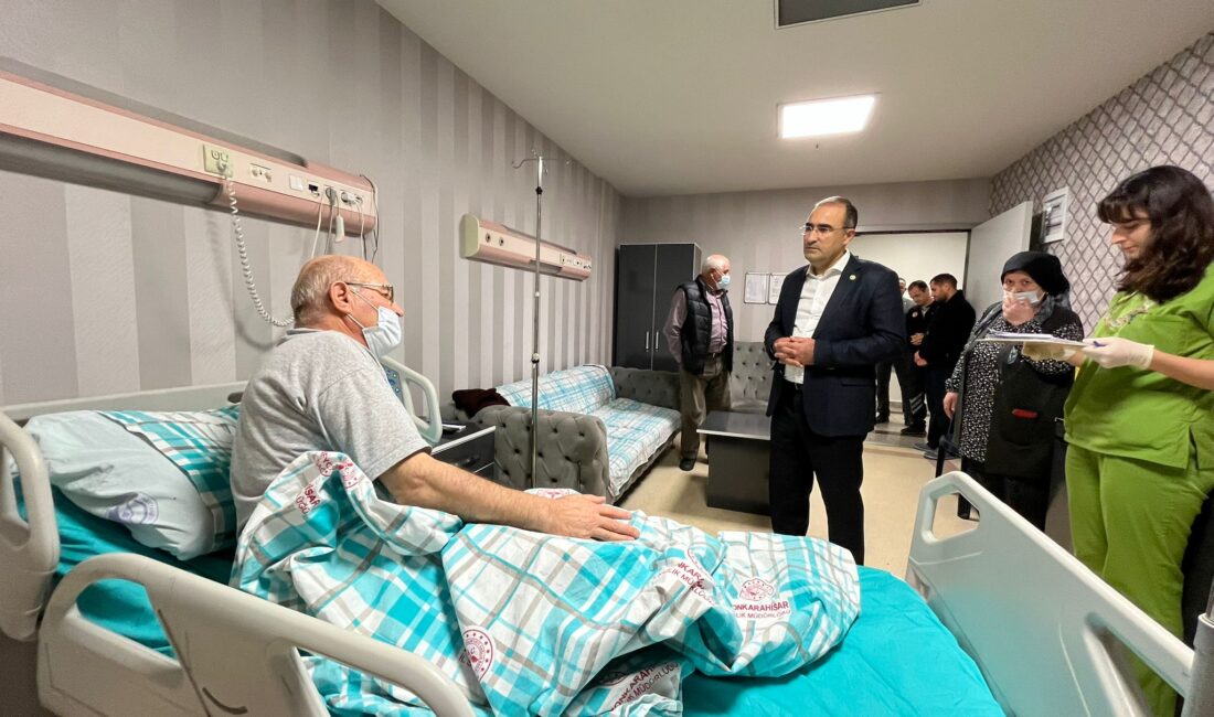 Önceki gece hastane ziyareti gerçekleştiren AK Parti Afyonkarahisar Milletvekili Dr.