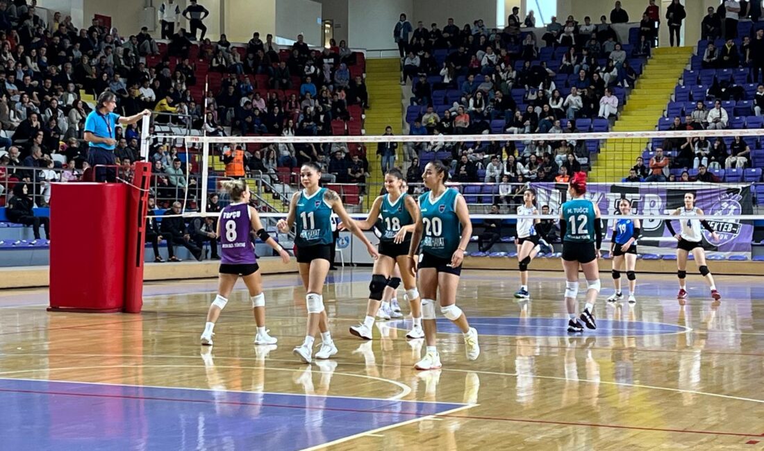Türkiye Voleybol Federasyonu Kadınlar 2. Ligi’nde mücadele eden Afyon Belediye