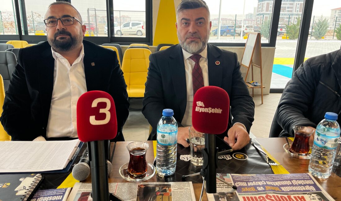 Sayın Vakfı, Afyonkarahisar’da görev yapan muhtarlarla bir araya geldi. The