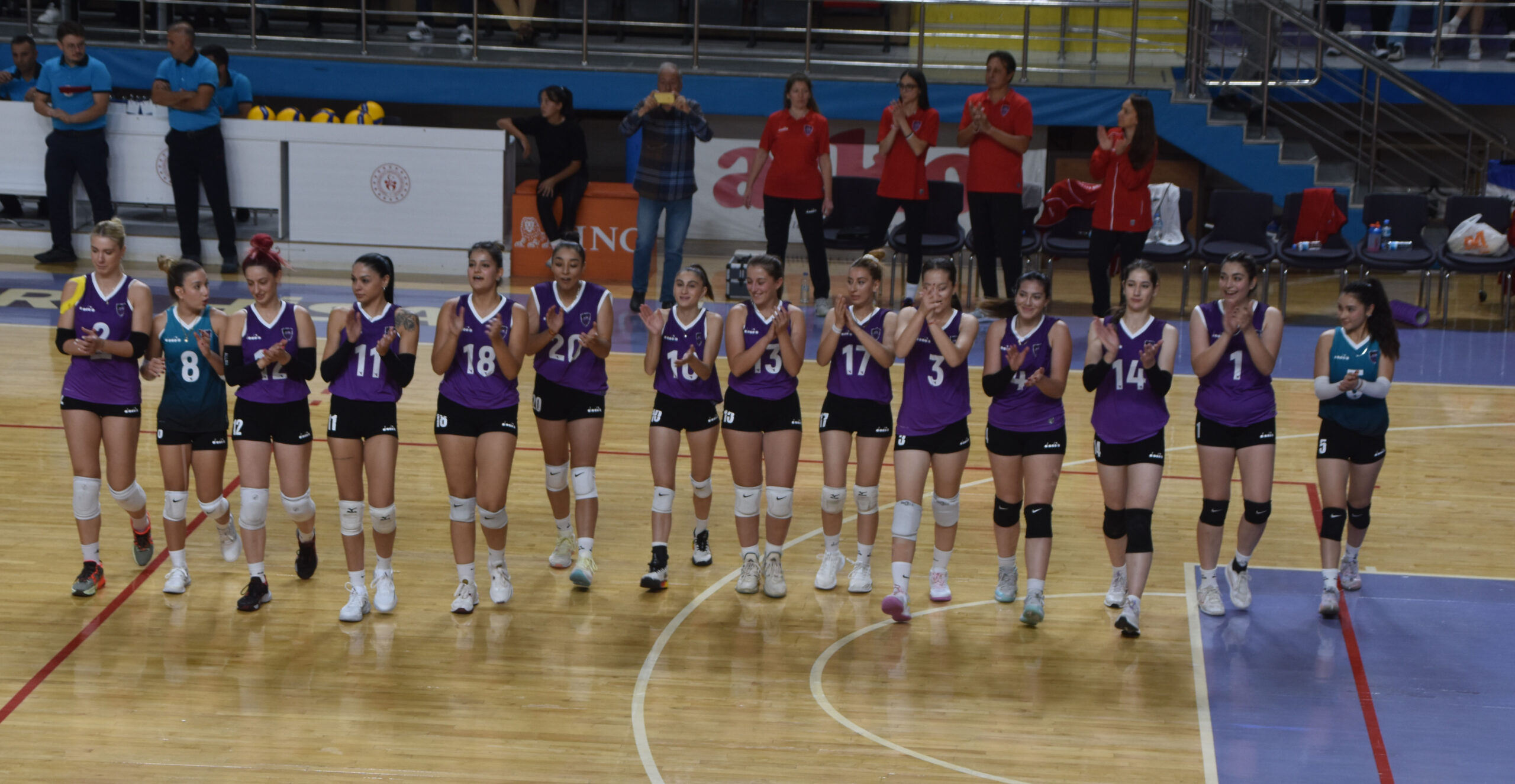 Voleybol Kadınlar 2. Lig 10. Grup’ta 20 puanla 2. sırada