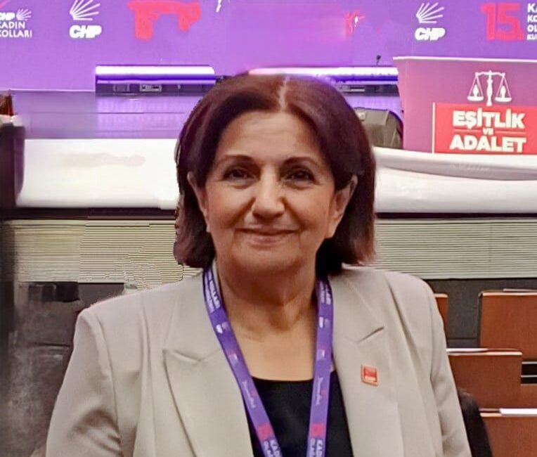 Cumhuriyet Halk Partisi Afyonkarahisar İl Kadın Kolları Başkanı Maklube Abay,