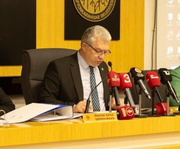 Afyonkarahisar Belediye Meclisi Başkanvekili Dr. Kemal Demirkırkan, AK Parti Afyonkarahisar