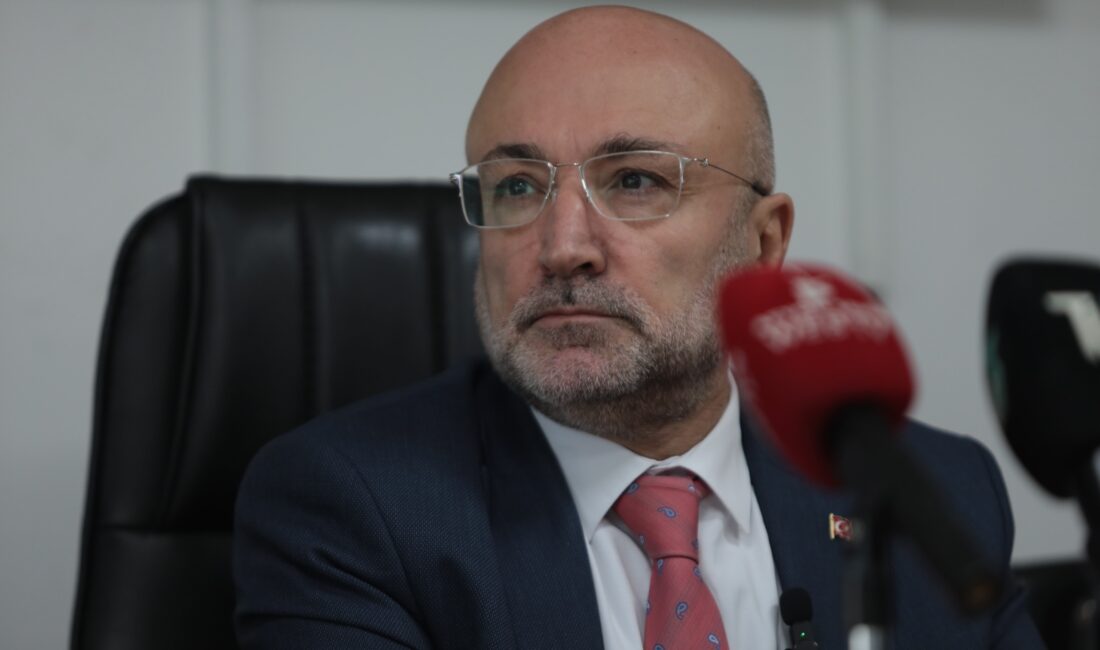 AK Parti İl Başkanı Av. Turgay Şahin, CHP’li Belediye Başkanı