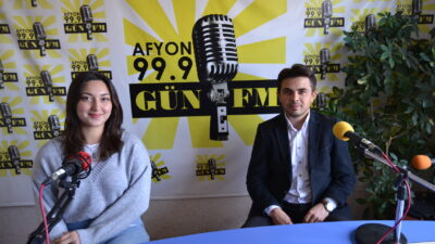 Programda tüm meslektaşlarının günlerini kutlayan AFSÜ Diş Hekimliği Fakültesi Protetik