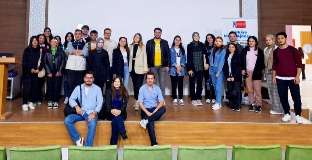 Öğrenciler, yurt dışı izlenimlerini anlattı Afyonkarahisar Sağlık Bilimleri Üniversitesi’nde (AFSÜ),