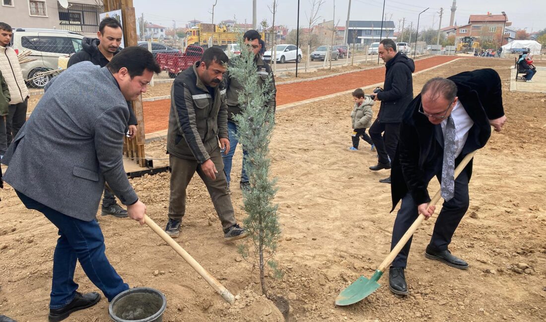 Afyonkarahisar’a bağlı Bolvadin ilçesinde Belediye Başkanlığı tarafından 11 Kasım Milli