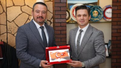 Dazkırı Belediye Başkanı Fatih Çiçek, Sandıklı Belediye Başkanı Adnan Öztaş’ı