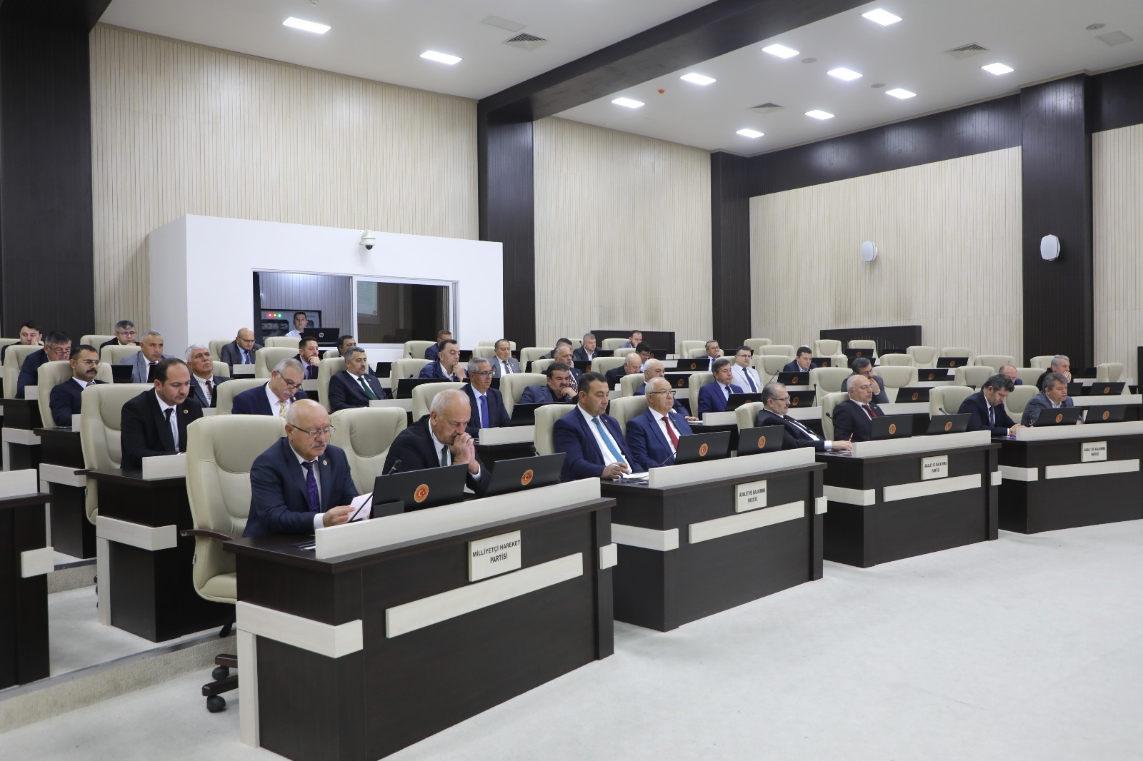 20 gün süren Kasım ayı toplantılarını geçtiğimiz gün tamamlayan ve