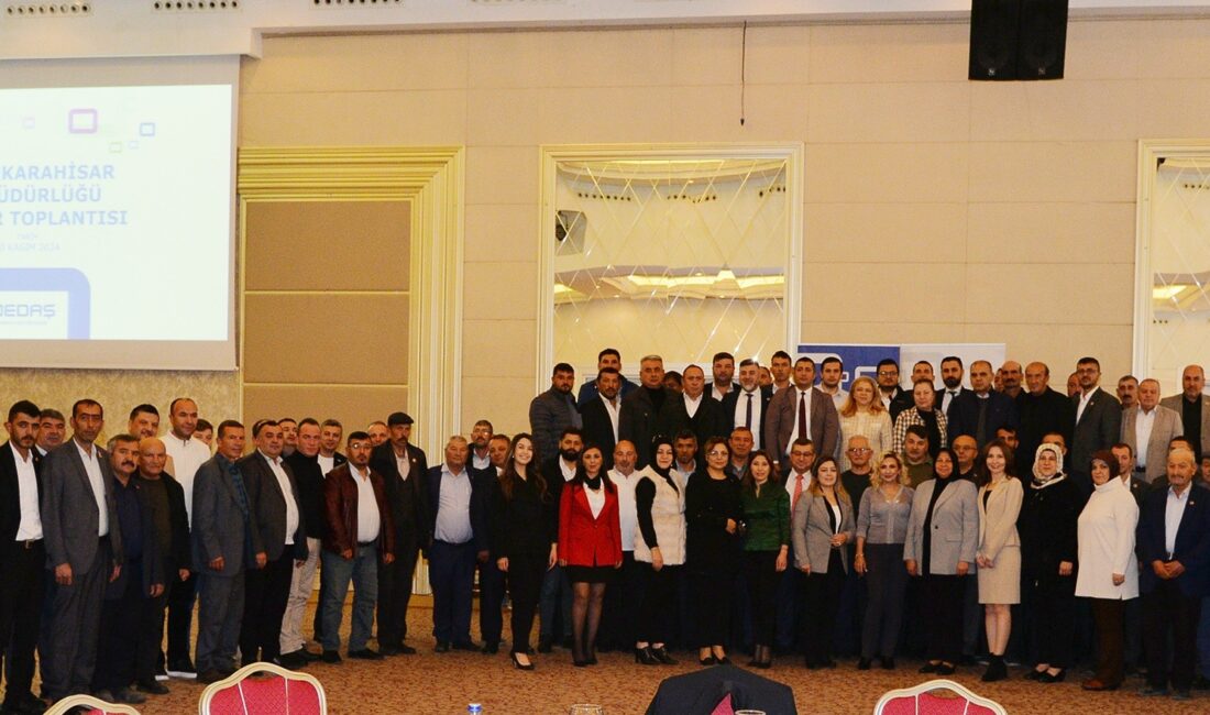 Afyonkarahisar’da elektrik dağıtımını yapan OEDAŞ, Afyonkarahisar’daki muhtarlar ile bir araya