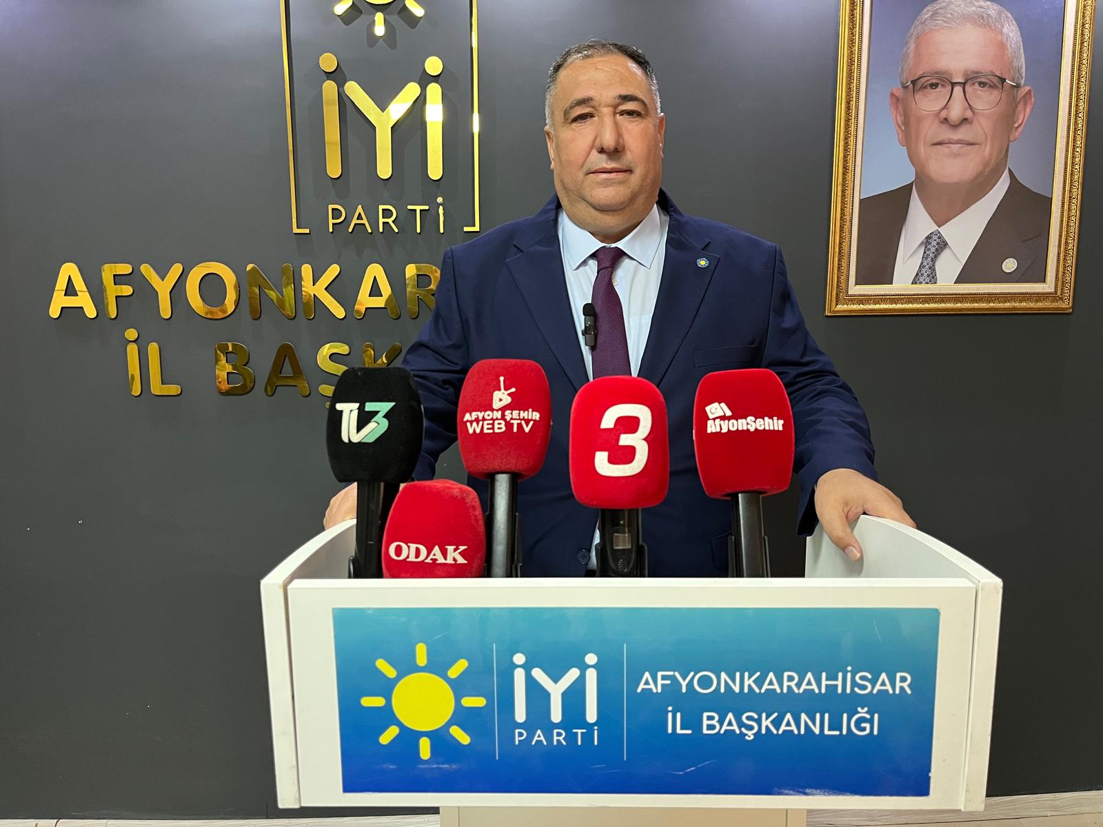 İYİ Parti İl Başkanı Muhammet Mısırlıoğlu, 10 Kasım Atatürk’ü Anma