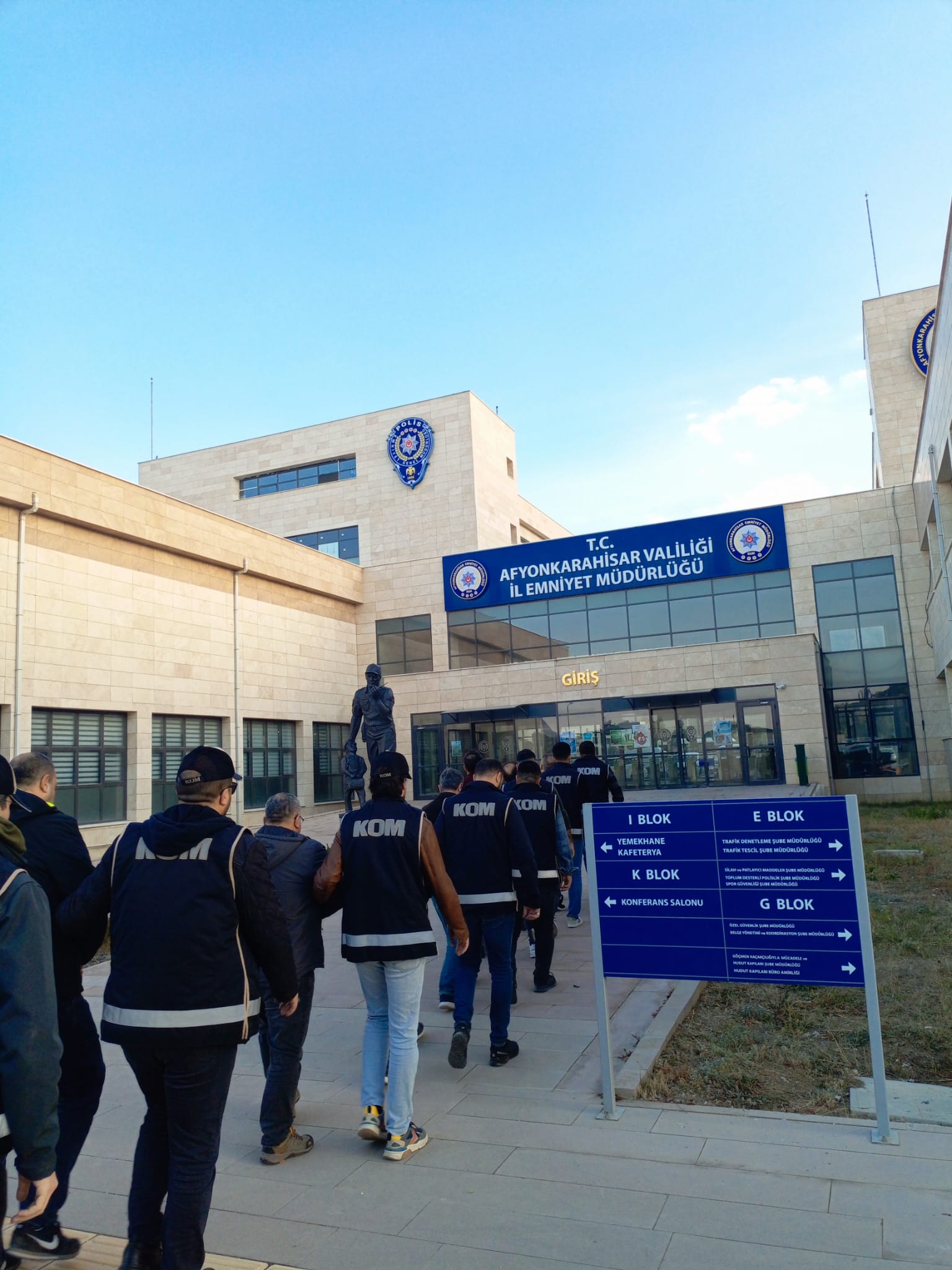 FETÖ'ye yönelik "Kıskaç-30" operasyonunda Afyonkarahisar merkezli 4 ilde gözaltına alınan