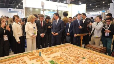 Özbekistan’da 40'a yakın ülkeden 300'den fazla turizm şirketi ve acentenin