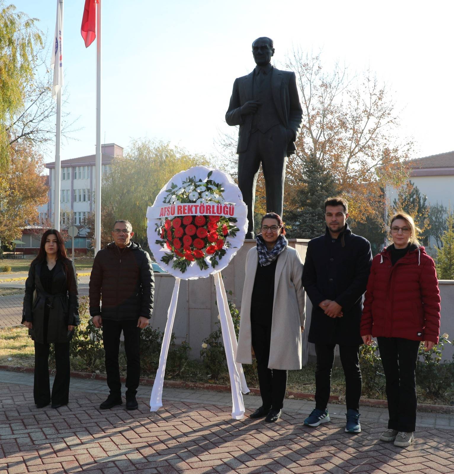Cumhuriyetimizin kurucusu Gazi Mustafa Kemal Atatürk’ü, aramızdan ayrılışının 86. yıl
