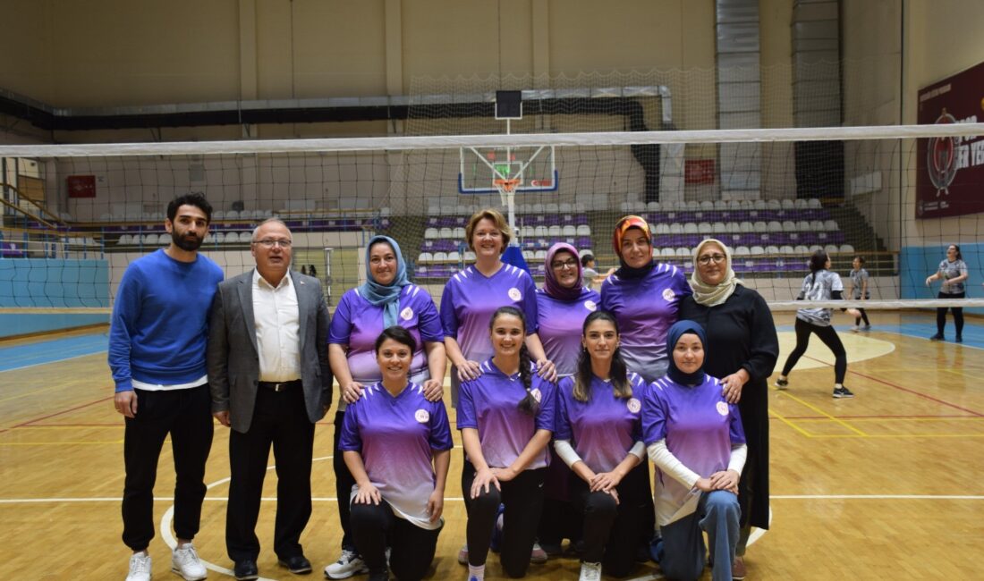 ‘Kadına Şiddete Sıfır Tolerans’ voleybol turnuvası sona erdi Afyonkarahisar Gençlik ve Spor İl Müdürlüğü tarafından, 25 Kasım Kadına