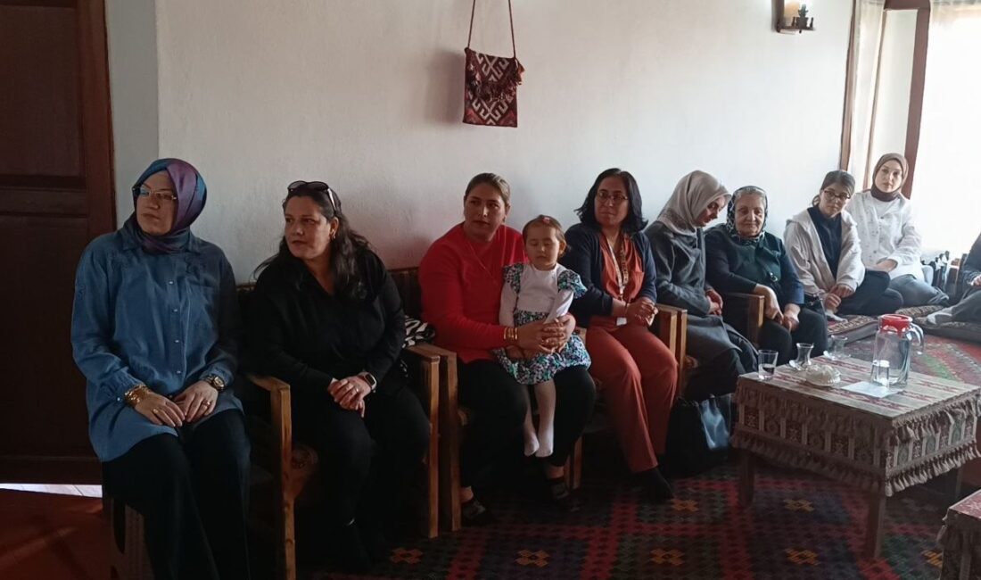 Afyonkarahisar Sandıklı Devlet Hastanesi personelleri tarafından ‘Normal Doğum Eylem Planı’