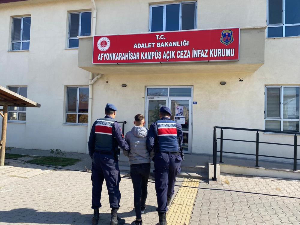 Afyonkarahisar'da uyuşturucu ticareti yapma suçundan 5 yıl hapis cezası bulunan