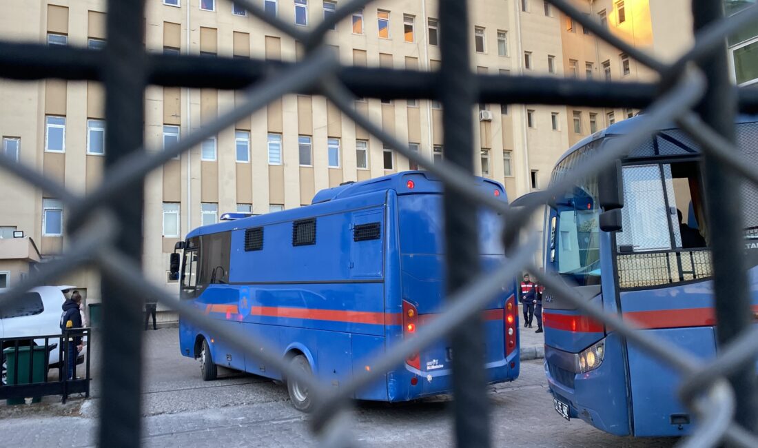 Narin Güran’ın öldürülmesine ilişkin tutuklu 4 sanığın yargılanması Diyarbakır’da 8 yaşındaki Narin Güran’ın öldürülmesine ilişkin tutuklu 4 sanığın