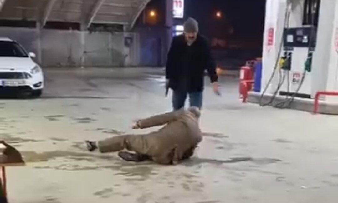 Van’ın Erciş ilçesinde sağlık kontrolü için getirildiği hastanede öldürülen Aydın
