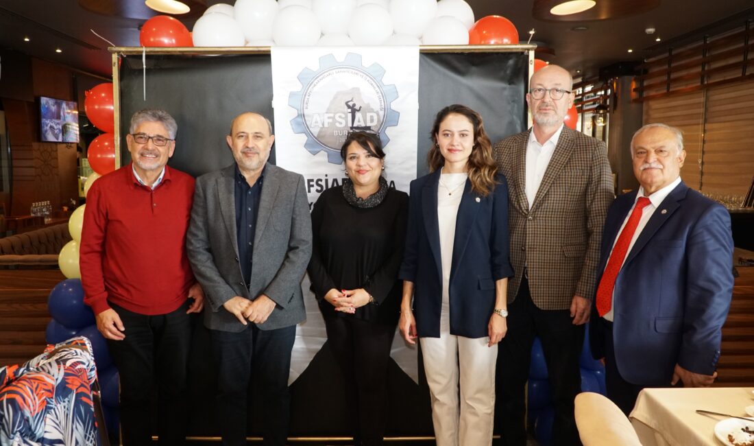 Bursa Afyonkarahisarlı Sanayicileri ve İş İnsanları Derneği (AFSİAD) kahvaltı programında bir