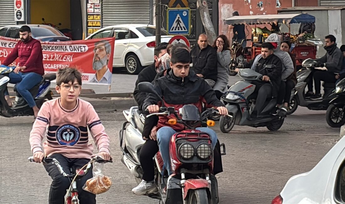  Adana'da trafiğe kayıtlı motosiklet sayısı 227 bini aşınca kent adeta