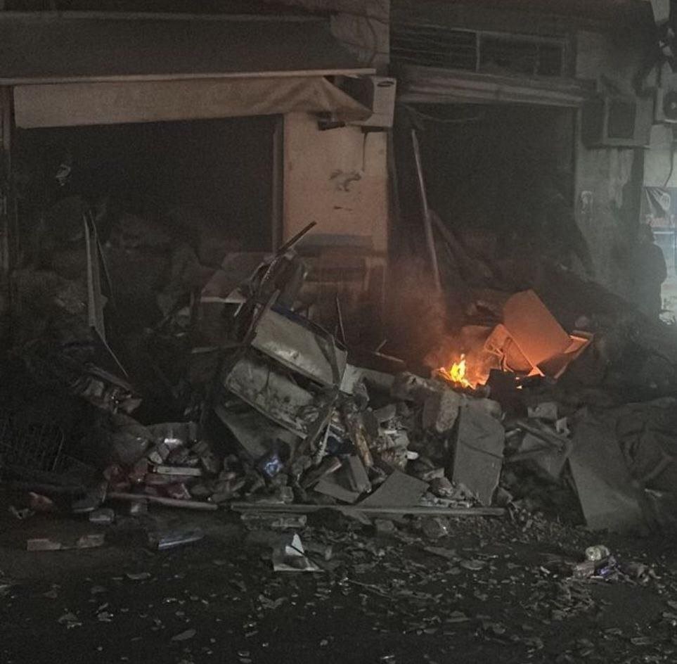 İsrail’in Lübnan’ın başkenti Beyrut’un merkezine düzenlediği saldırıda en az 5