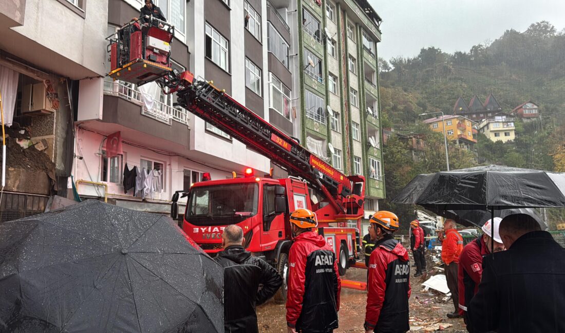 Rize'nin Çayeli ilçesinde sabaha karşı meydana gelen heyelanda 1 kişi
