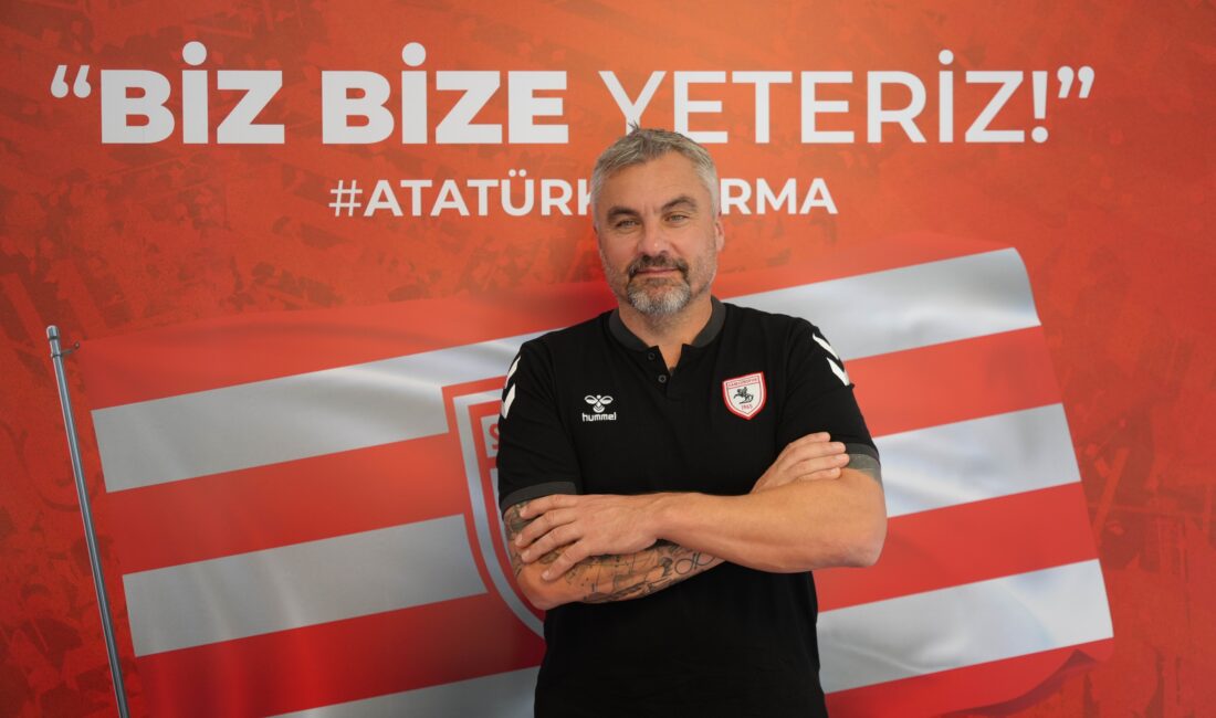 Samsunspor Teknik Direktörü Thomas Reis, Alanyaspor maçını kazanıp, yeni bir