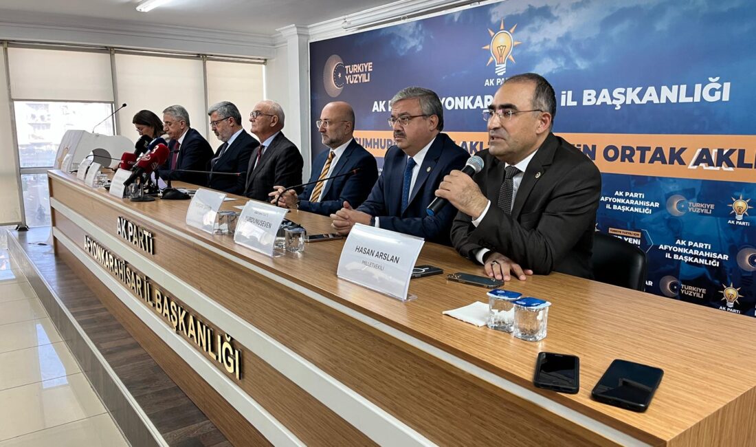 Afyonkarahisar’a gelen AK Parti Yerel Yönetimlerden Sorumlu Genel Başkan Yardımcısı
