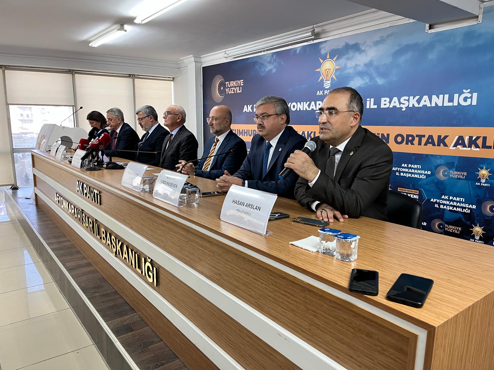 Afyonkarahisar’a gelen AK Parti Yerel Yönetimlerden Sorumlu Genel Başkan Yardımcısı