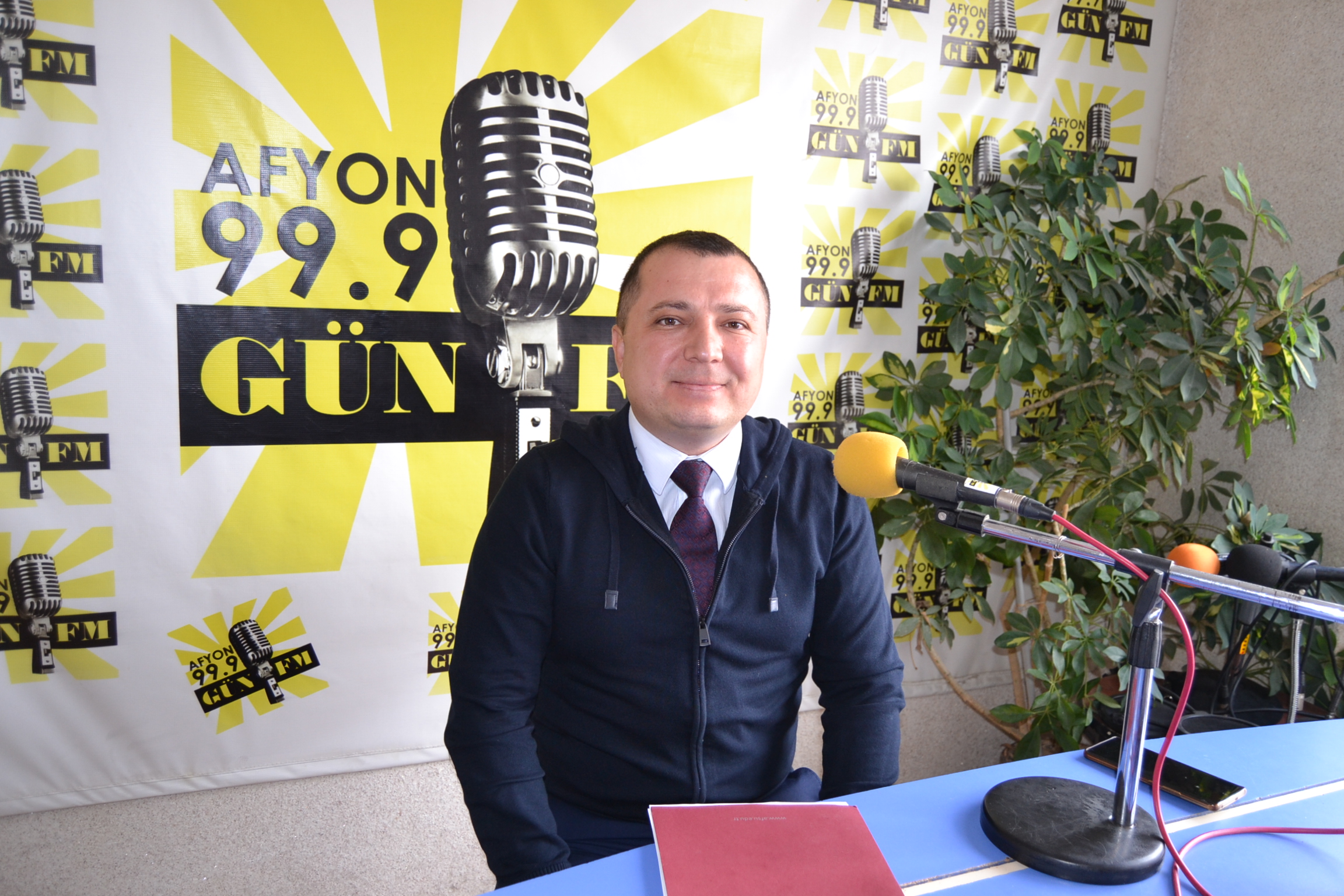 Afyonkarahisar Sağlık Bilimleri Üniversitesi (AFSÜ) ve Gün FM işbirliğinde süren
