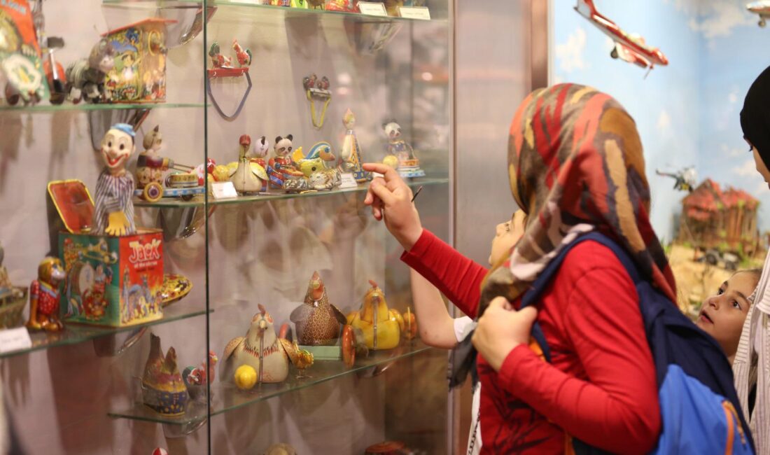 Kepez Belediyesi’nin Dokuma Park’taki müzelerini 29 Ekim Cumhuriyet Bayramı’nda 12