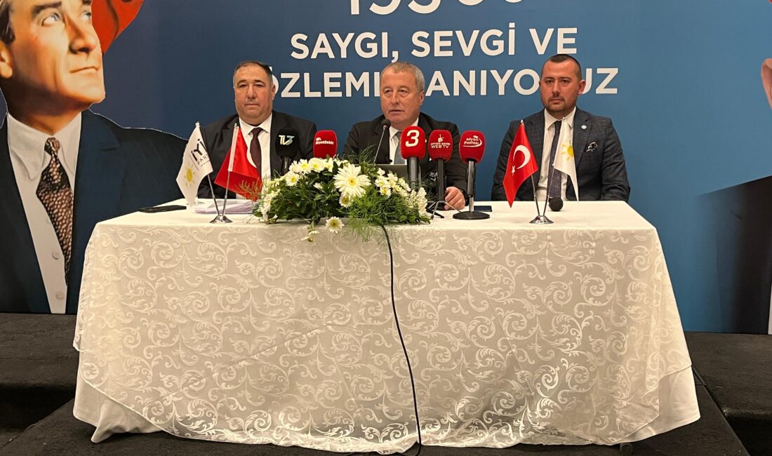 İYİ Parti Genel Başkan Yardımcısı ve Afyonkarahisar Milletvekili Hakan Şeref