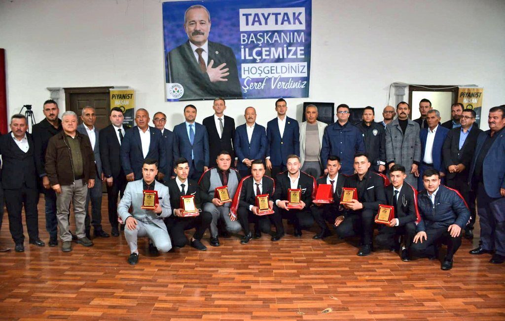 MHP Afyonkarahisar Milletvekili Mehmet Taytak: Vatan ne Türkiye’dir Türklere, ne