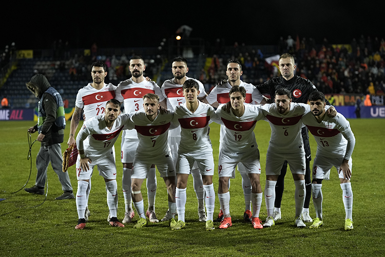   UEFA Uluslar B Ligi 4. Grup altıncı ve son