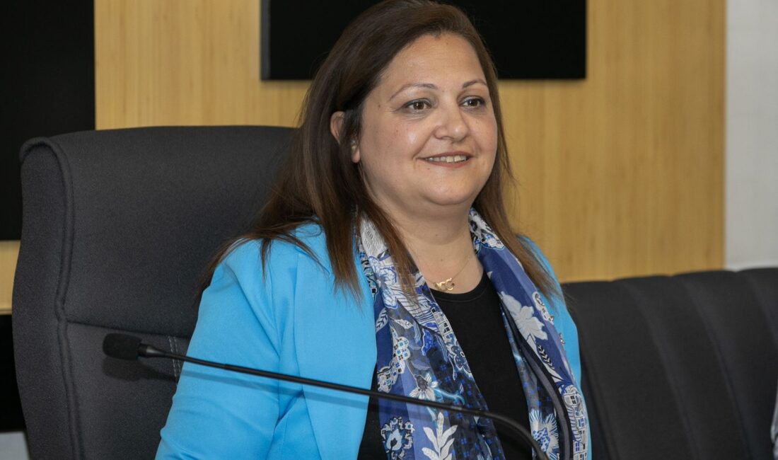 Afyonkarahisar Belediye Başkanı Burcu Köksal: Sayın AKP il baro eski