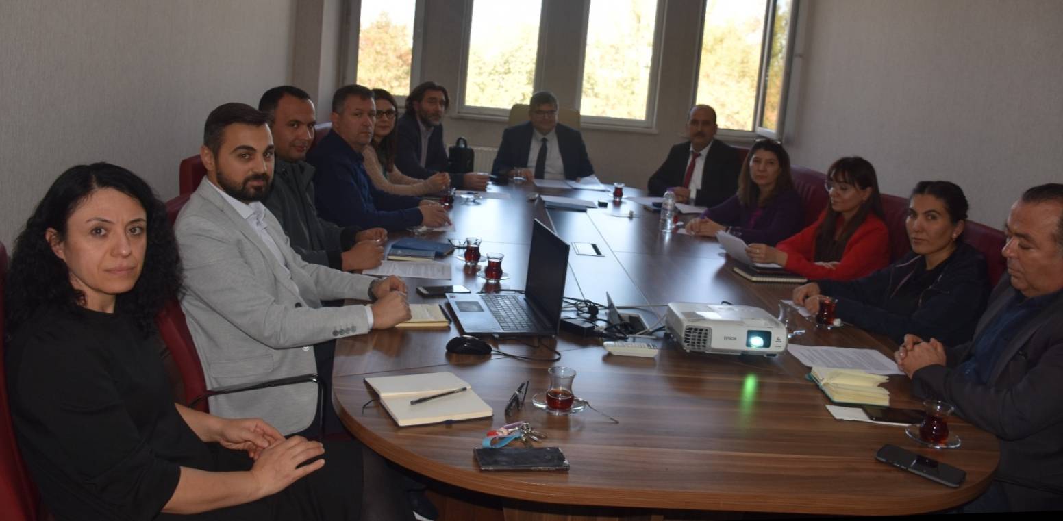   Afyonkarahisar Sağlık Bilimleri Üniversitesi’nde kurulacak Eğitim Komisyonunun çalışma, görev,