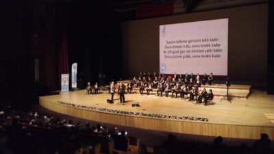 Denizli’de Pamukkale Halk Eğitim Merkezi, Türk Sanat Müziği konseri düzenledi.