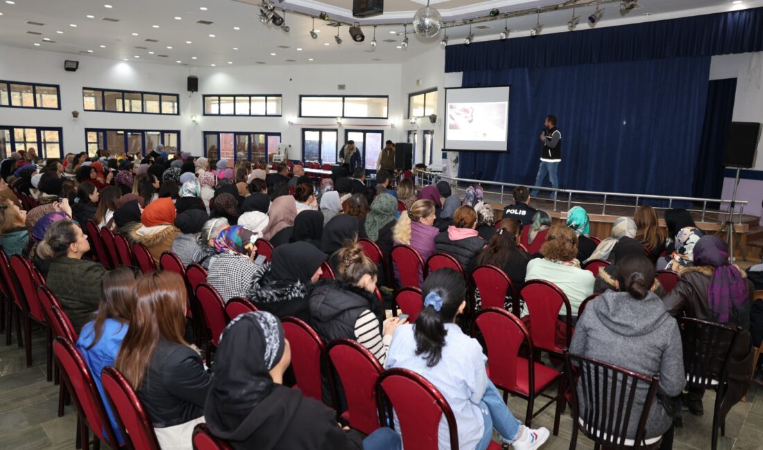 Sandıklı ilçesinde, "En iyi narkotik polisi anne" projesi kapsamında seminer