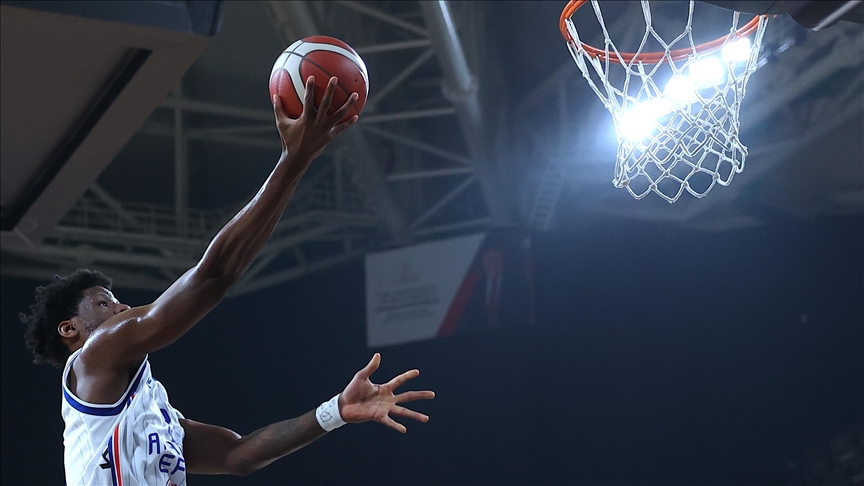 Basketbol THY Avrupa Ligi'nin 9. haftasında Anadolu Efes, deplasmanda İspanya
