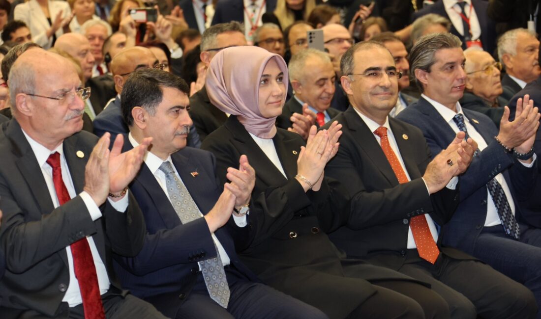 Afyonkarahisar Valisi Doç. Dr. Kübra Güran Yiğitbaşı, 7. Uluslararası Turizm