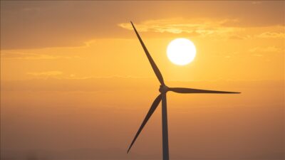 Akdeniz bölgesindeki ülkelerde kurulması hedeflenen 1 teravat yenilenebilir enerji kapasitesinin