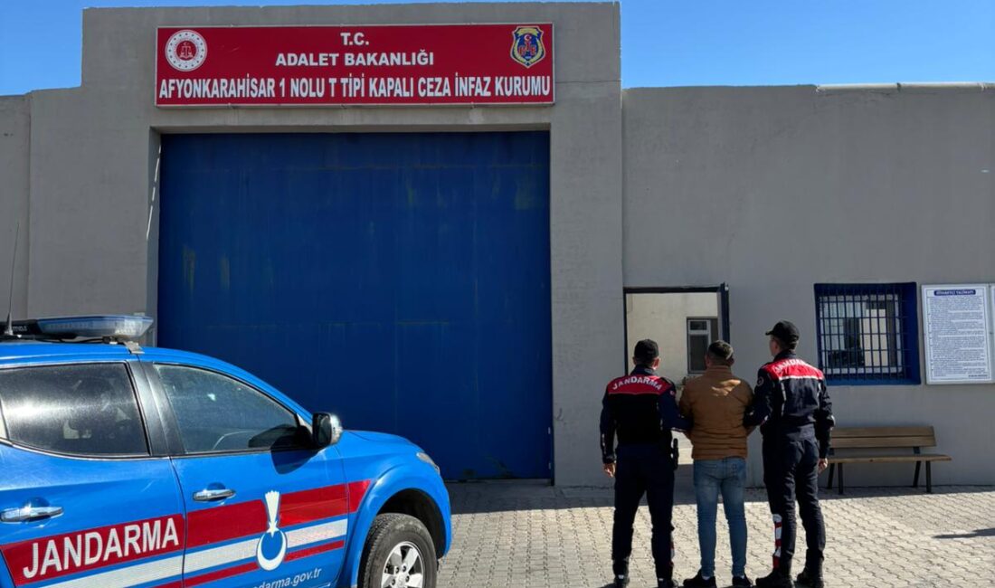 Afyonkarahisar İl Jandarma Komutanlığı, aranan şahısların tespiti ve yakalanmasına yönelik