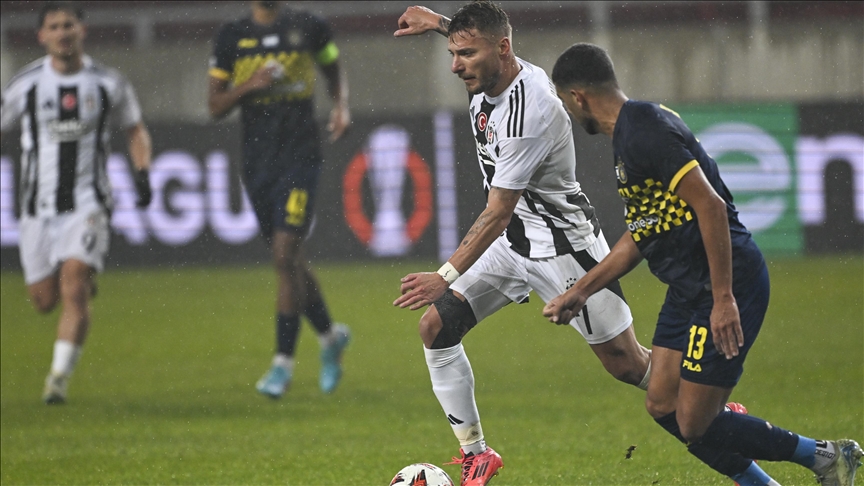 UEFA Avrupa Ligi'nin 5. haftasında Beşiktaş, Macaristan'da oynanan karşılaşmada İsrail