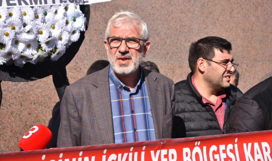 AFYONKARAHİSAR (AA) – Afyonkarahisar Belediye Meclisi'nde alınan "içkili yer bölgesi